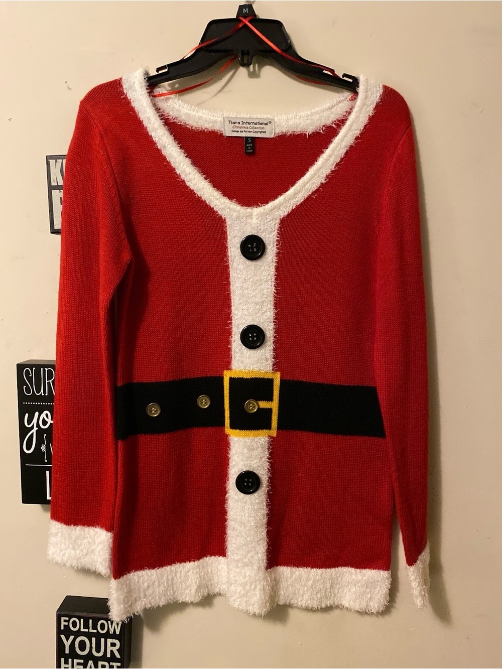 Tisane International Red V-Neck Holiday Sweater